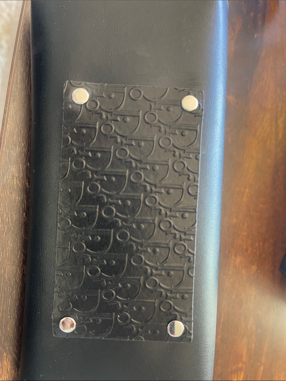 New full inclusion DIOR sunnies includes dust cloth and box and case - Picture 7 of 8